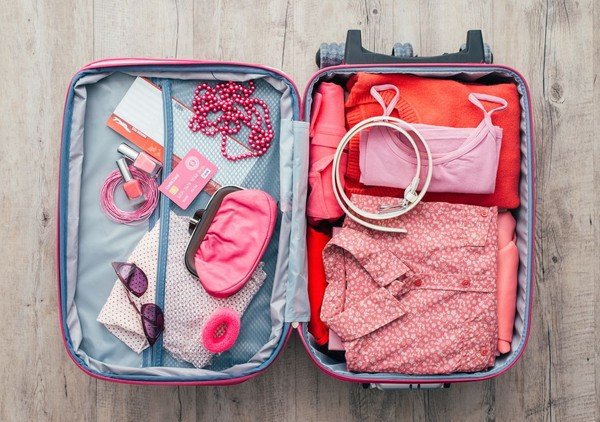 Tips Packing Koper Traveling yang Efisien dan Praktis