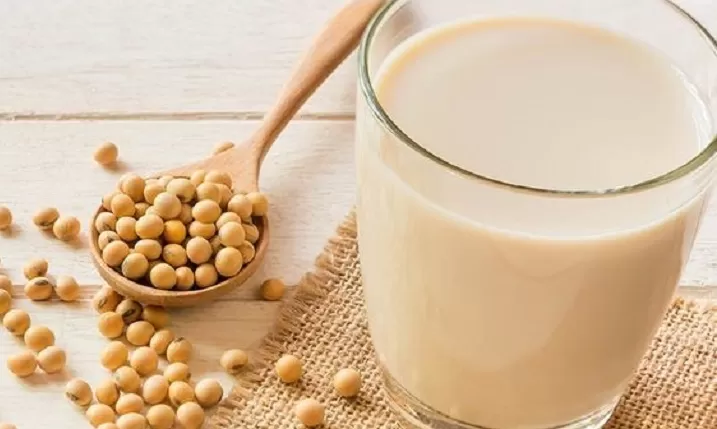 Manfaat Luar Biasa Susu Kedelai untuk Kesehatan Perempuan