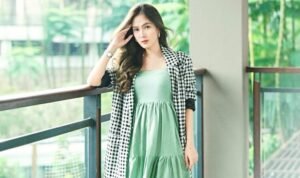 Inspirasi Fashion Shanice Margaretha, Ratu FTV SCTV dengan Senyum Manis dan Chemistry Memikat